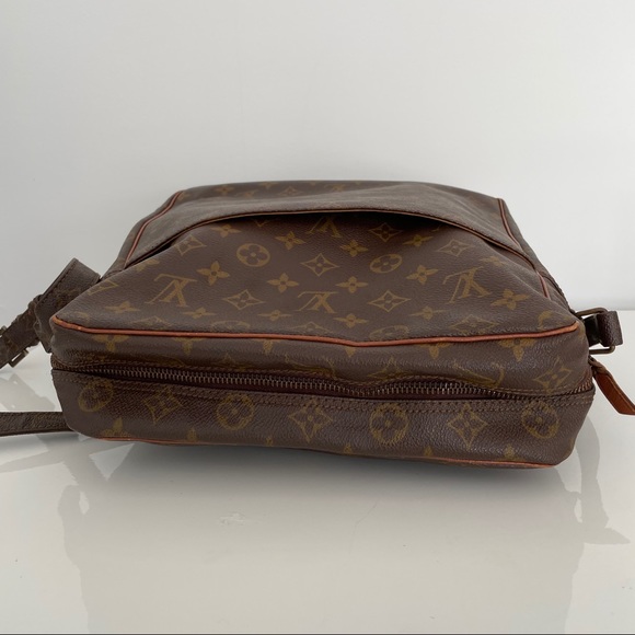 Authentic Louis Vuitton Marceau Crossbody Bag - Picture 6 of 12